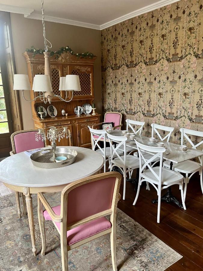 Maison De Mags & Mags Bed and Breakfast Lanouaille Buitenkant foto
