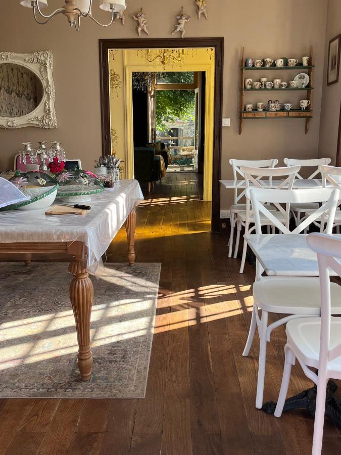 Maison De Mags & Mags Bed and Breakfast Lanouaille Buitenkant foto